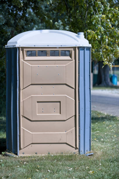 Best Portable restroom trailer rental  in Hale Center, TX